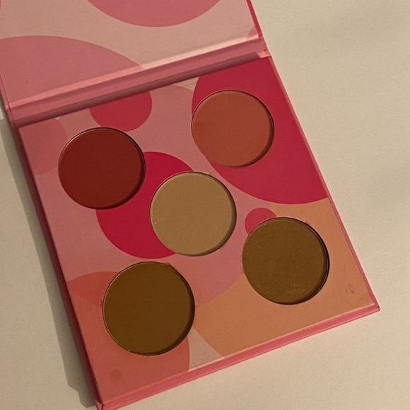 Coastal Scents Blush and Bronzer Mini Pallet - Picture 2 of 2